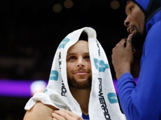 C罗年薪多少钱？从足坛顶薪到沙特豪门的惊人数字