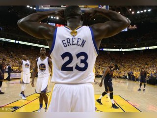 NBA季后赛历史盖帽榜，那些改写比赛的内线守护神