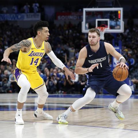 湖人布拉德利去哪了?从防守尖兵到悄然离队,他的NBA轨迹令人唏嘘 湖人布拉德利去哪了?从防守尖兵到悄然离队,他的NBA轨迹令人唏嘘