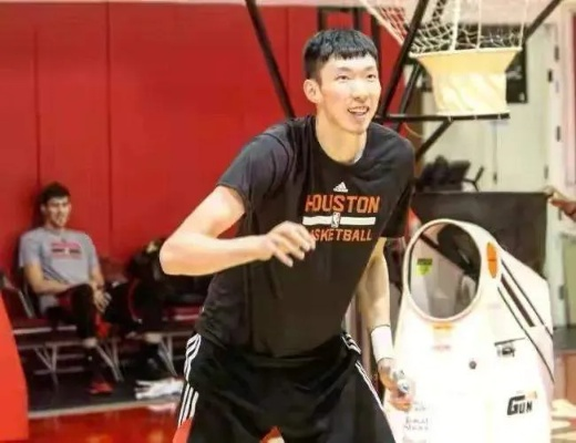 CBA周琦年薪多少钱一年?详解大魔王的收入构成与背后逻辑 CBA周琦年薪多少钱一年?详解大魔王的收入构成与背后逻辑