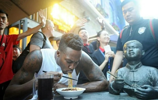 NBA球星为何扎堆来中国?不止是圈钱,更是一场深度破圈之旅 NBA球星为何扎堆来中国?不止是圈钱,更是一场深度破圈之旅