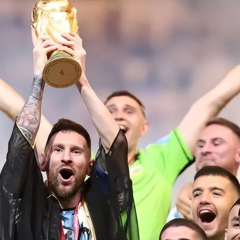 梅西将首发出战法甲，王者归来，巴黎再迎核心时刻