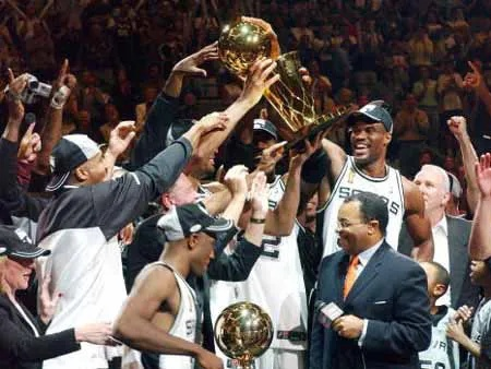 2003年NBA总冠军,圣安东尼奥马刺的荣耀之路 2003年NBA总冠军,圣安东尼奥马刺的荣耀之路