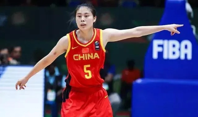 渡嘉敷来梦的WNBA征程，日本女篮传奇在最高舞台上的闪光与挑战