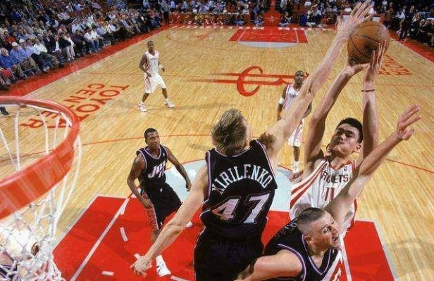 NBA新规则下的自由移动，进攻革命还是防守噩梦？